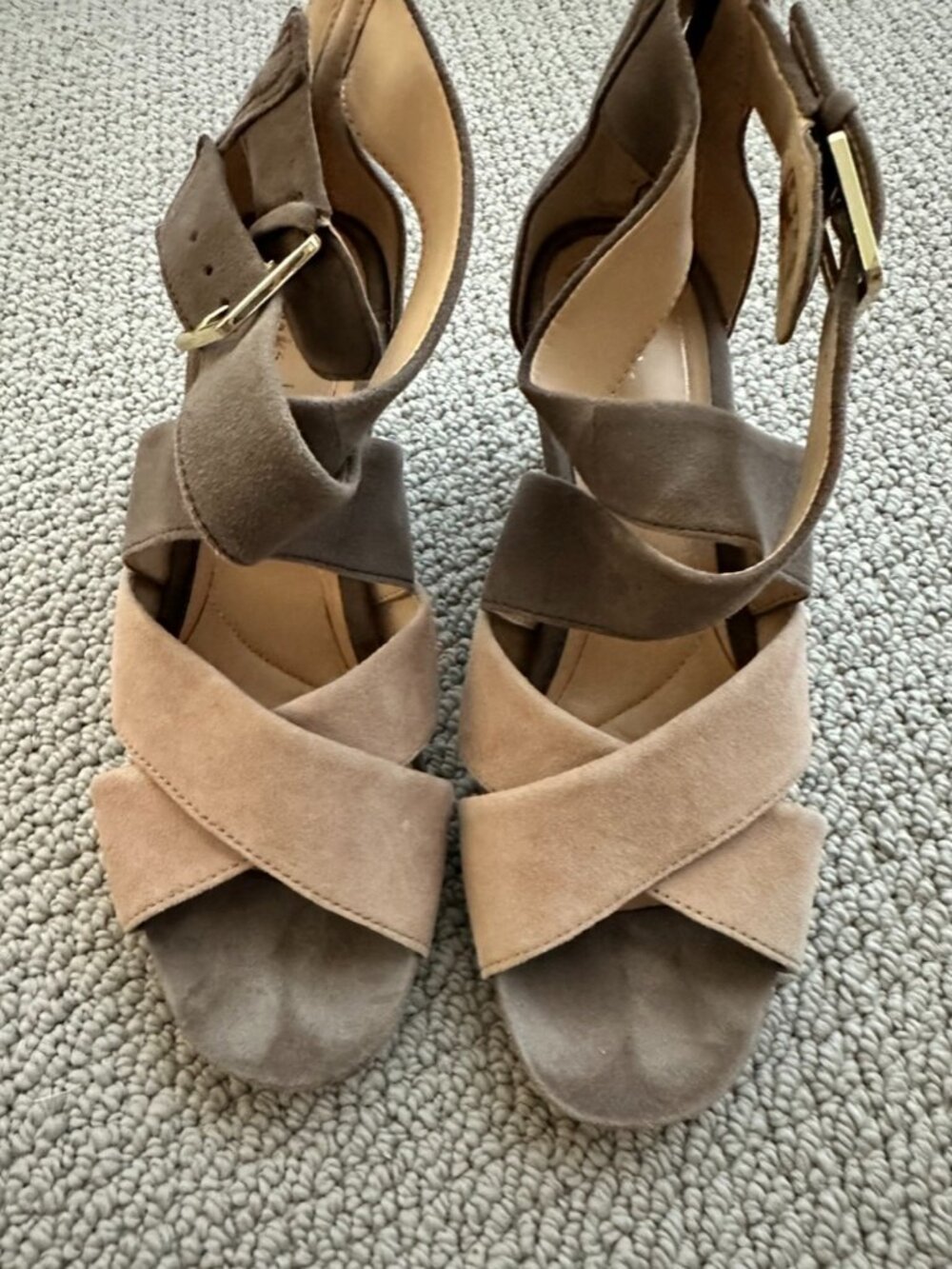 Clarks fun comfortable heels